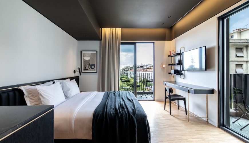 4* The Modernist - Athens ✦ 2 Days (1 Overnight) ✦ 2 people ✦ 2 ✦ up to 30/09/2024 ✦ Κοντά στο Κέντρο της Πόλης!