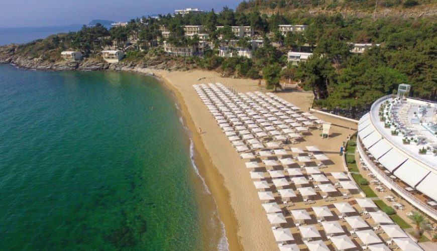 4* Tosca Beach Hotel - Καβάλα ✦ 3 Ημέρες (2 Διανυκτερεύσεις) ✦ 2 άτομα + 1 παιδί έως 11 ετών ✦ 12 ✦ έως 08/10/2023 ✦ Δωρεάν ξαπλώστρες και ομπρέλες στην παραλία!