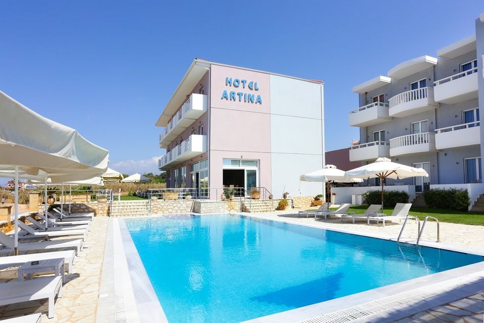 Artina Hotel - Μαραθόπολη