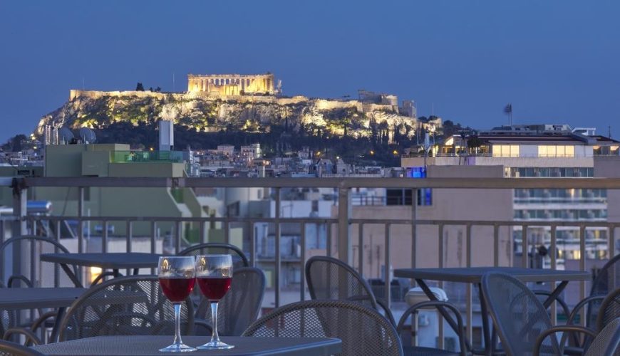 4* Candia Hotel - Athens ✦ 2 Days (1 Overnight) ✦ 2 people ✦ 18 ✦ up to 30/09/2024 ✦ Κοντά στο Κέντρο της Πόλης!