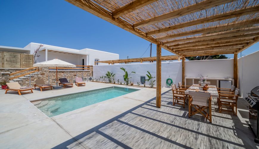 Petradia Villas - Νάξος ✦ 3 Ημέρες (2 Διανυκτερεύσεις) ✦ 6 άτομα ✦ 1 ✦ 17/05/2024 έως 31/10/2024 ✦ Κοντά στο αεροδρόμιο!