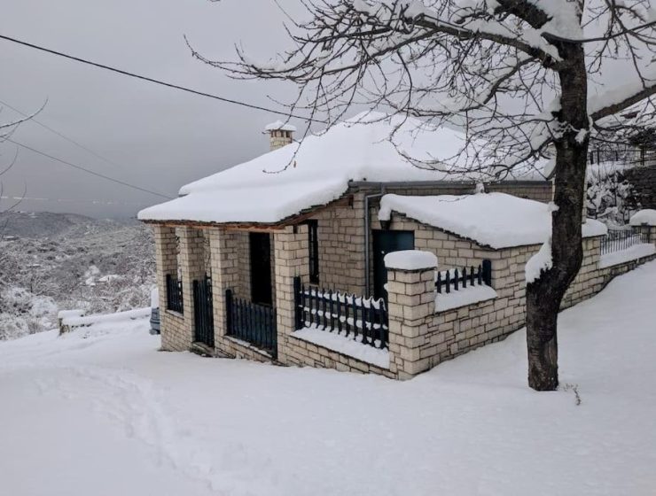 traditionalchalet-zagori-winter-rental-greece-online