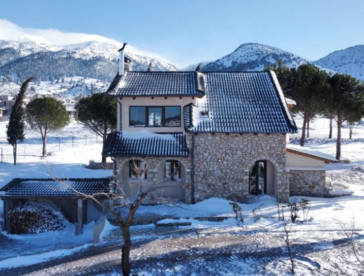 villa-dianne-arachova-winter-rental-greece-online