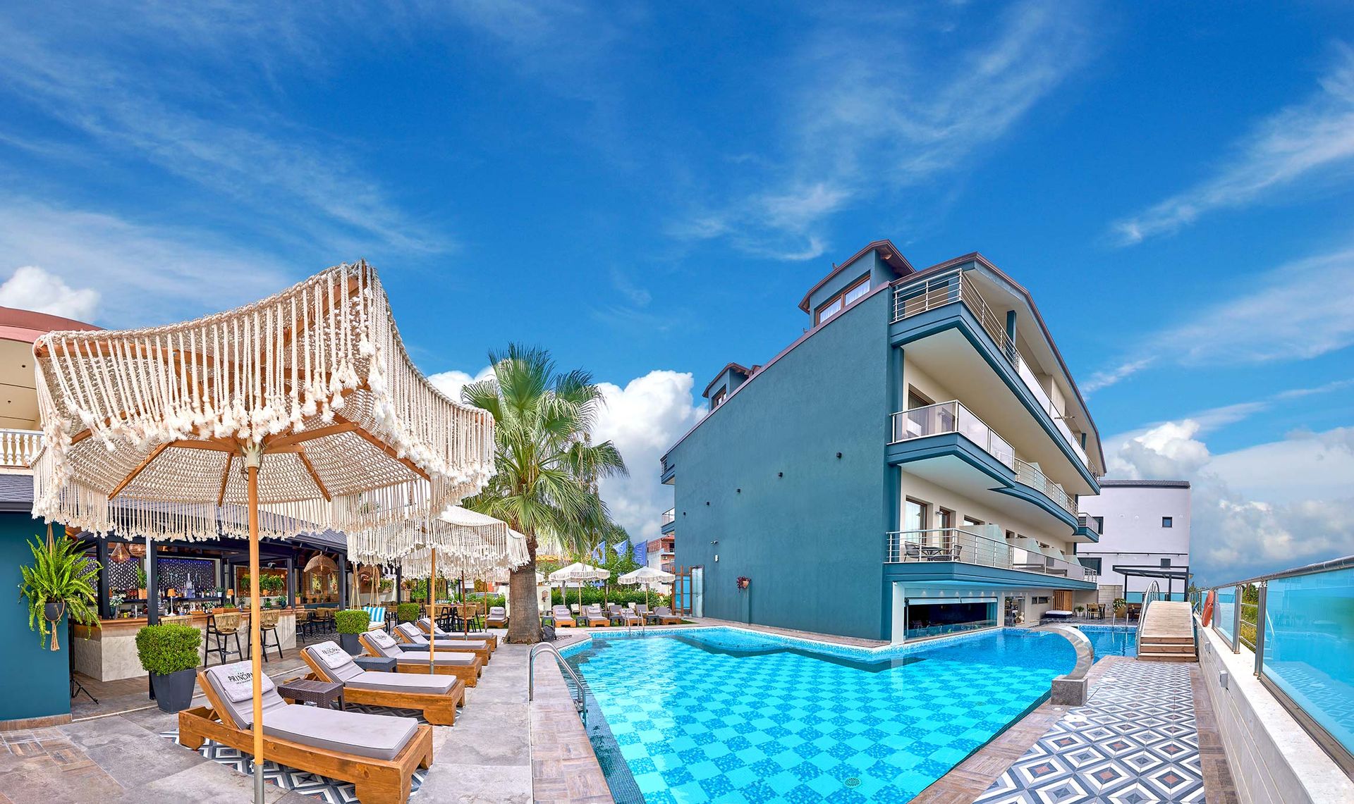 Principal New Leisure Hotel - Παραλία Κατερίνης ✦ 2 Ημέρες (1 Διανυκτέρευση) ✦ 2 άτομα + 1 παιδί έως και 5 ετών ✦ 2 ✦ έως 31/12/2024 ✦ Κοντά στην Παραλία!