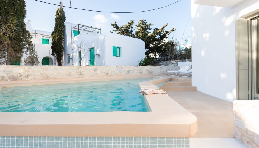 Triotissa Local Living Residences - Oak