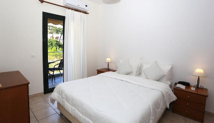 Koukounari Apartments | Αγκίστρι