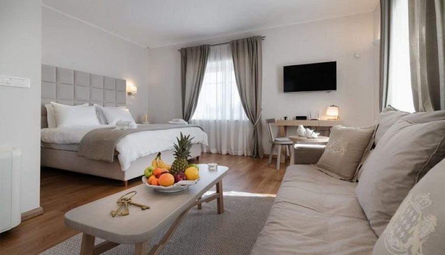 Porto Vecchio Luxury Suites | Σπέτσες