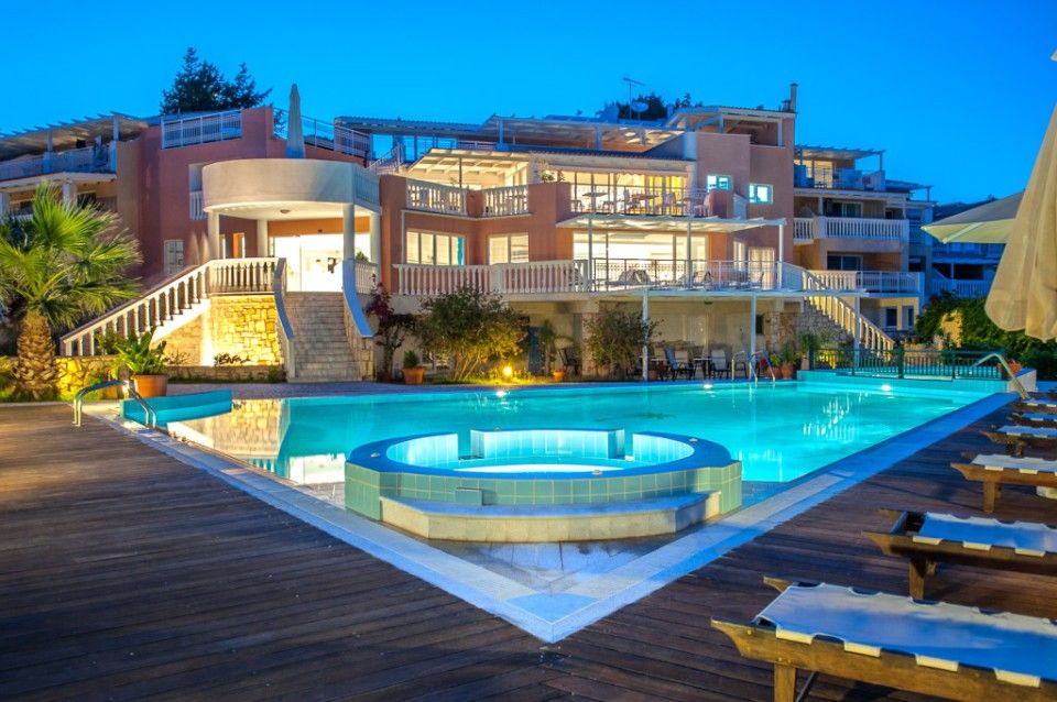 4* Gerakas Belvedere Hotel - Βασιλικός